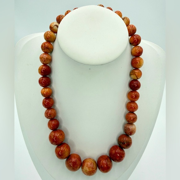 Vintage Genuine Apple Coral Graduated Bead Necklace 16” Barrel Clasp - Picture 3 of 17